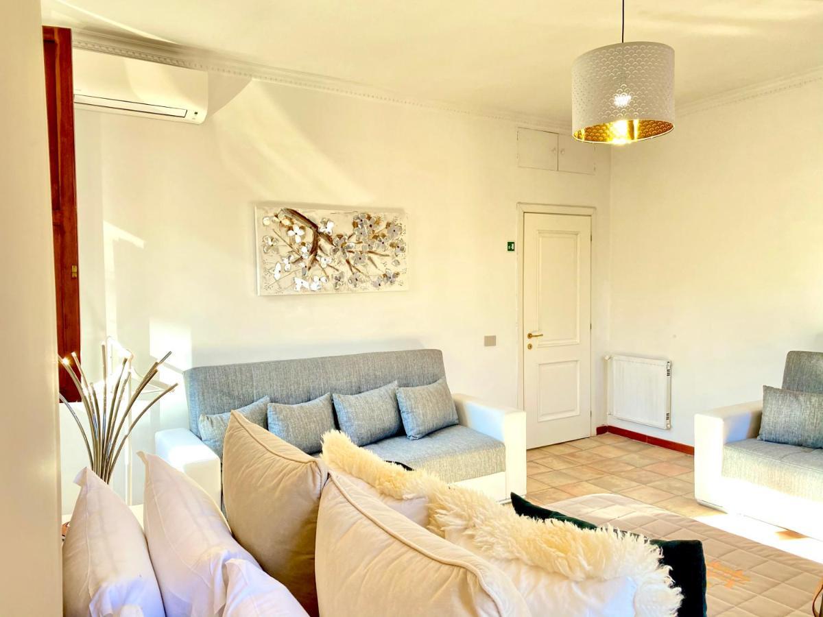 Fontana Di Trevi Private Luxury Apartaments โรม ภายนอก รูปภาพ
