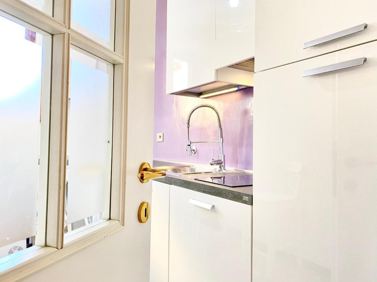 Fontana Di Trevi Private Luxury Apartaments โรม ภายนอก รูปภาพ