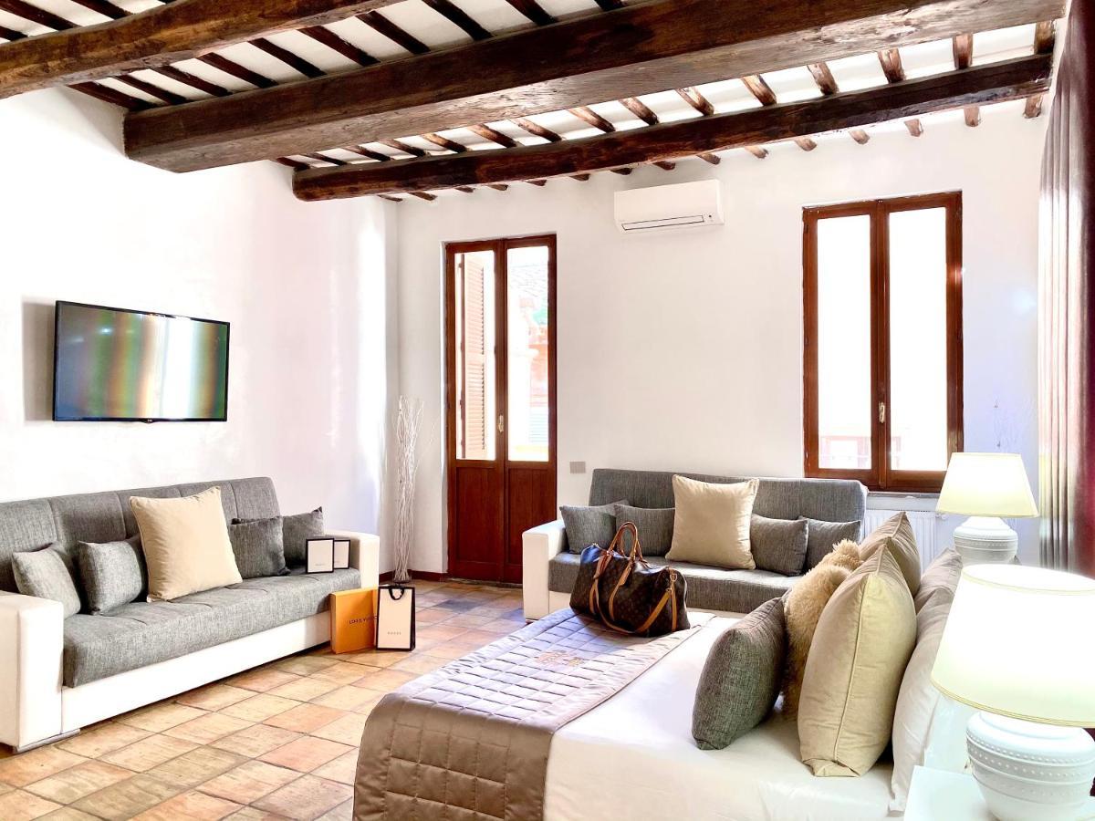 Fontana Di Trevi Private Luxury Apartaments โรม ภายนอก รูปภาพ
