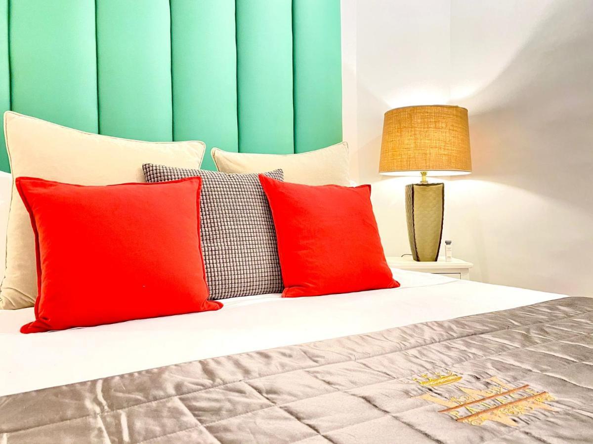 Fontana Di Trevi Private Luxury Apartaments โรม ภายนอก รูปภาพ